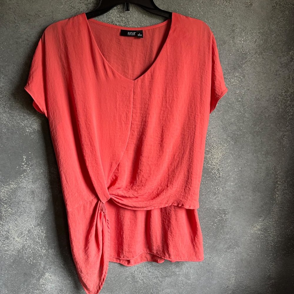 a.n.a V-Neck Gathered in front Top in sz. S, Tangerine color
